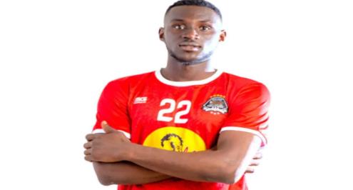 هروب وعقوبات.. أزمة هجومية تدفع مدرب مازيمبي لإشراك حارسه في خط الهجوم